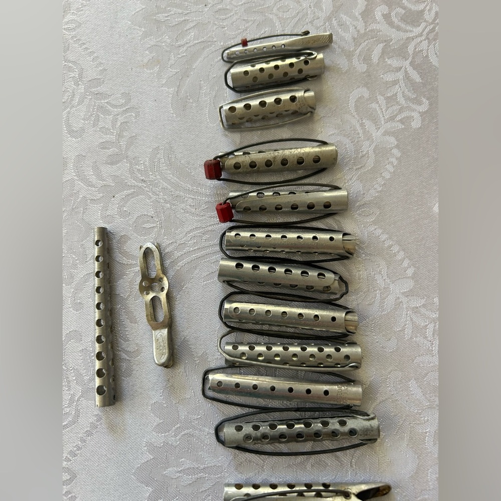 Vintage Aluminum Hair Curler Rollers - Picture 3 of 7